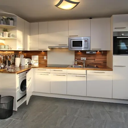 Badestra_e 80_ Whg_ 8_ Goting Hus *